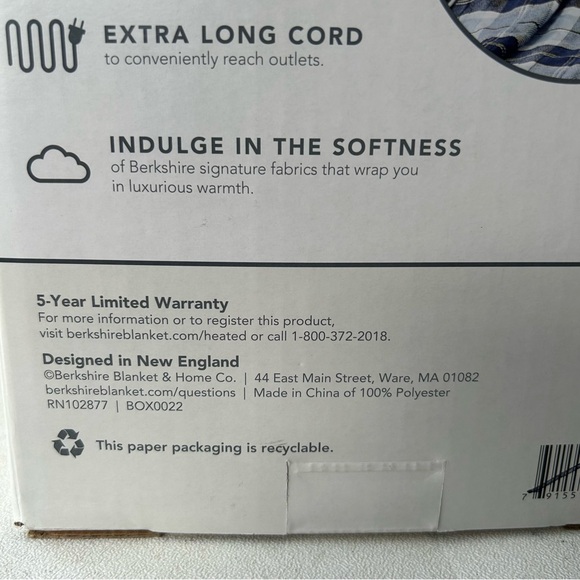 Berkshire Oversized 5 Setting Heated Throw Auto Shut Off 60"x70" Navy Plaid NIB - Picture 9 of 11
